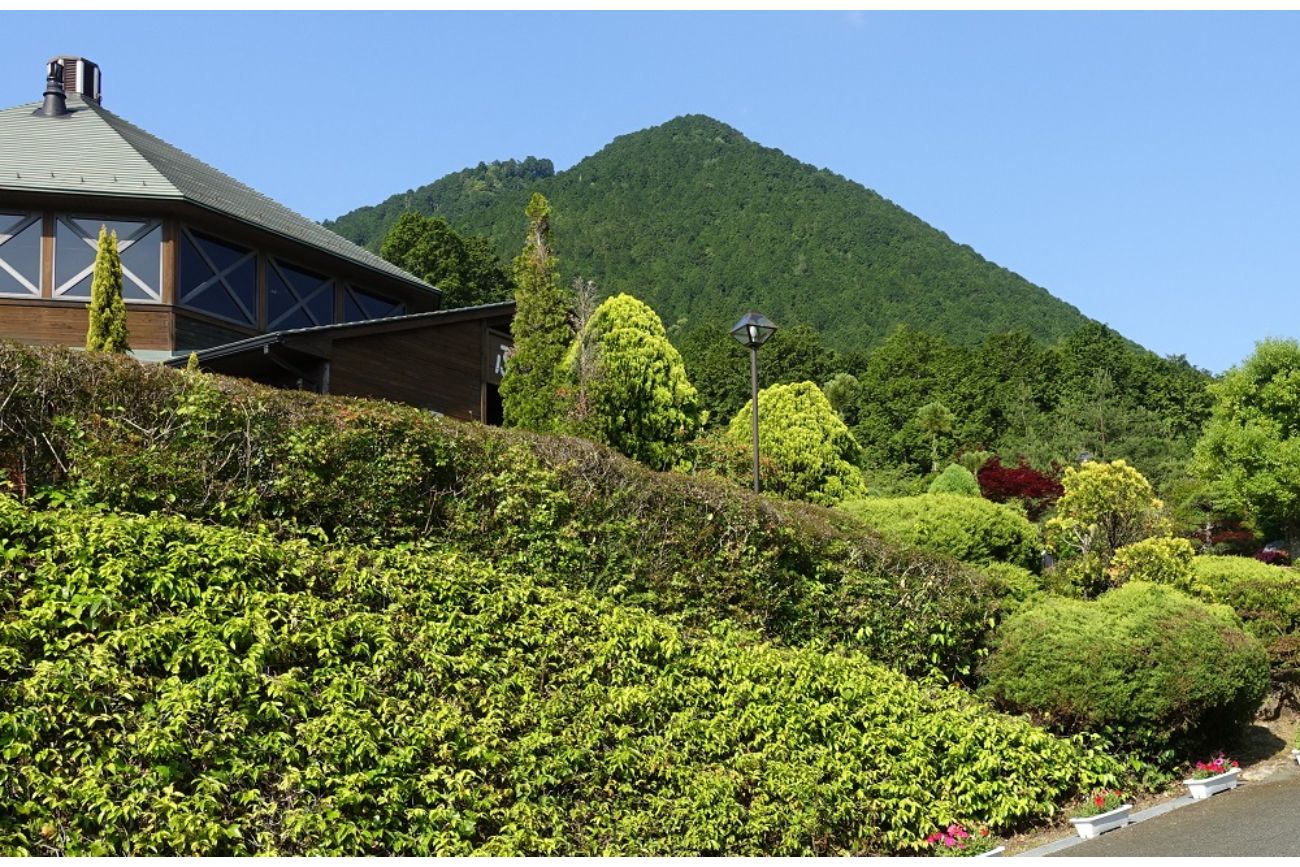 近江富士花緑公園 今こそ滋賀を 旅しよう ２ しが周遊クーポン が使える飲食店舗 観光スポットなどを紹介
